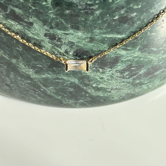 Kendra Scott Juliette Necklace - Picture 3 of 4